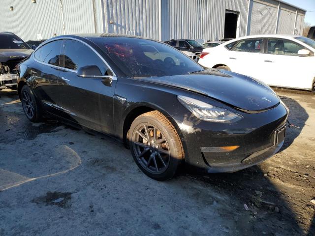  TESLA MODEL 3 2019 Czarny