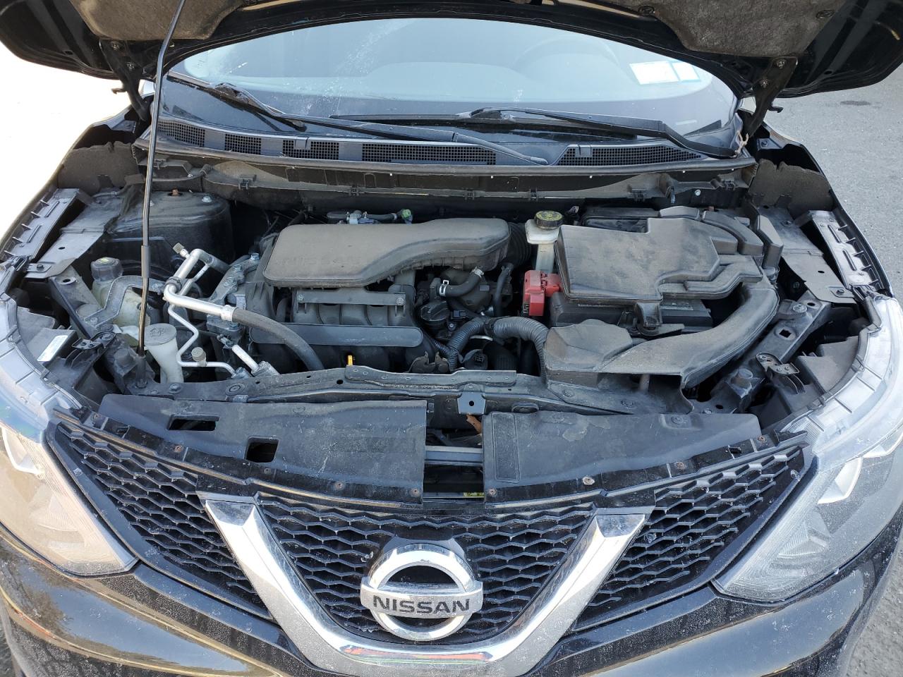 2017 Nissan Rogue - Image 14