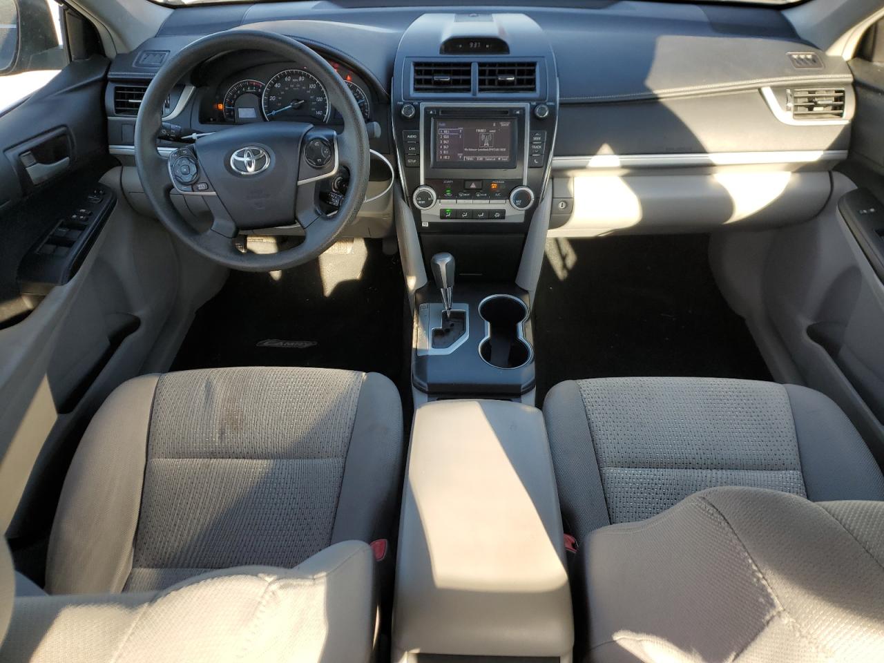 2014 Toyota Camry - Image 8