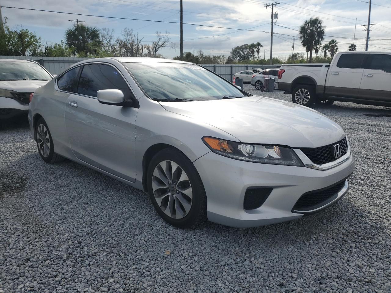 2013 Honda Accord - Image 4