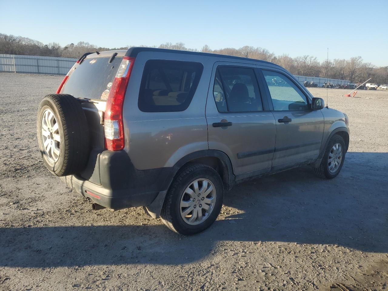 2005 Honda CR-V - Image 3