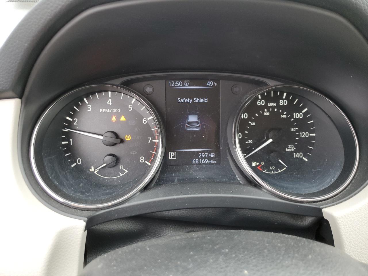 2018 Nissan Rogue - Image 9
