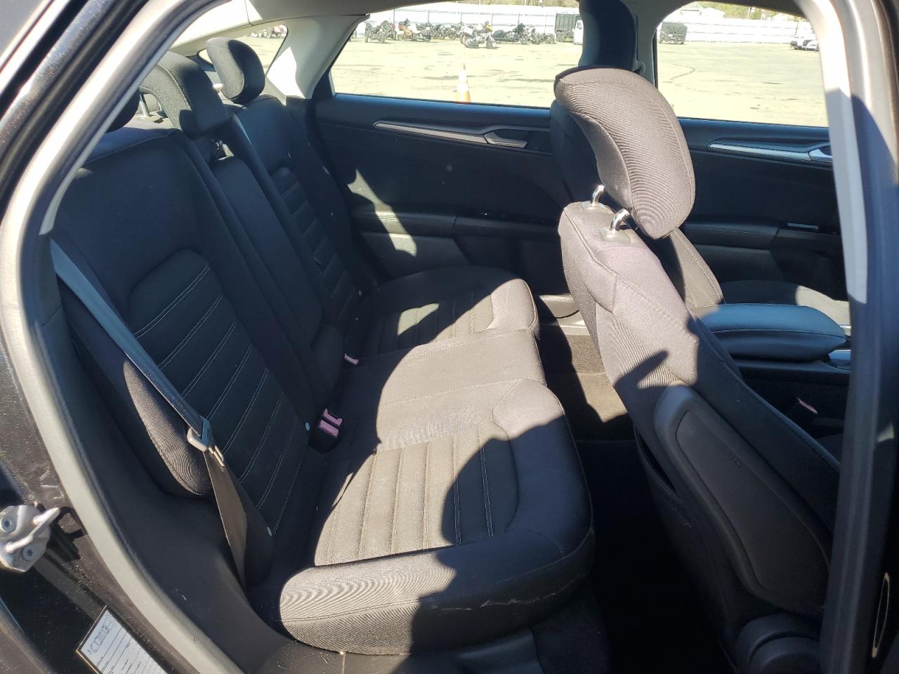 2013 Ford Fusion - Image 10