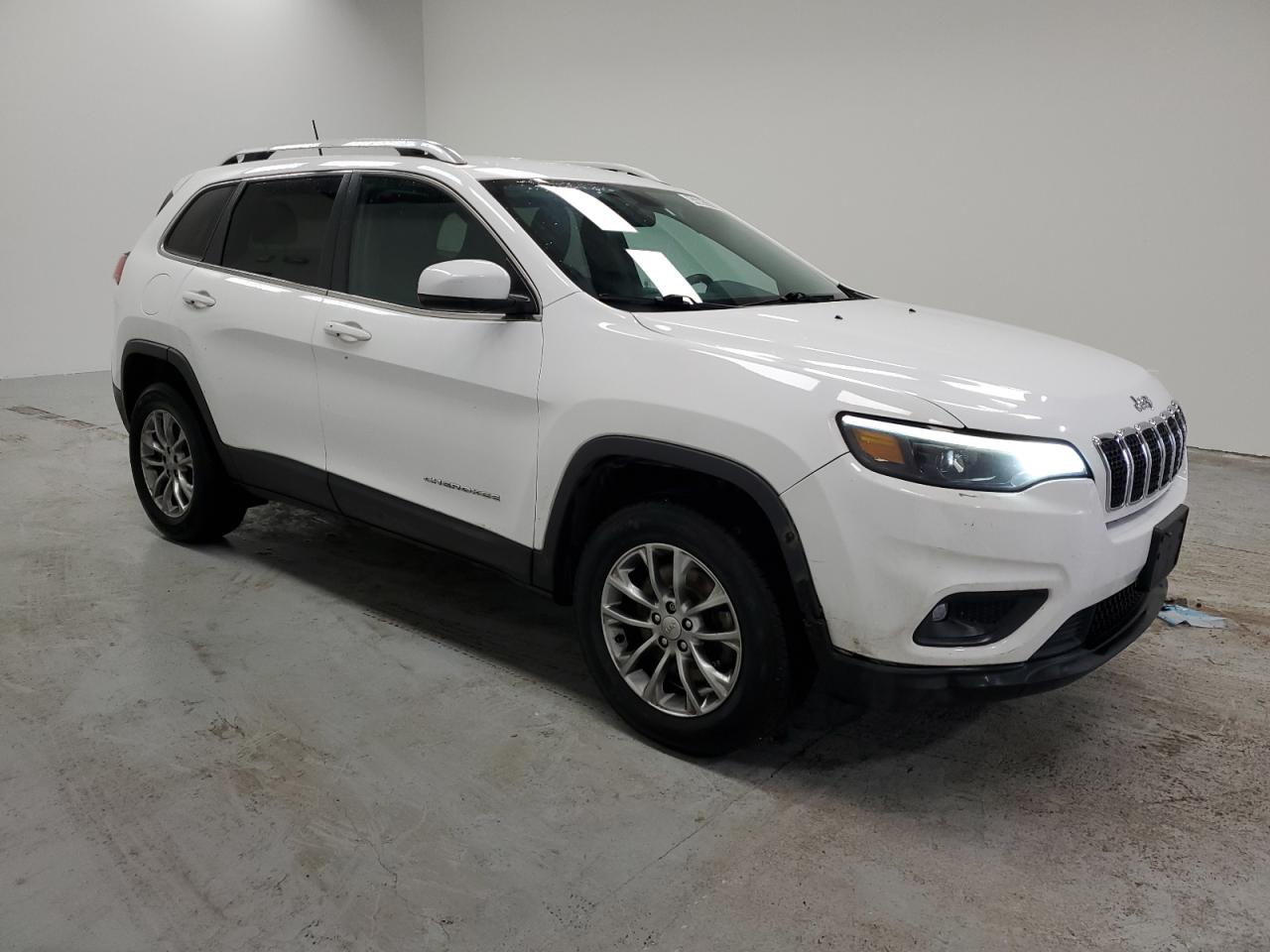 2020 Jeep Grand Cherokee - Image 4