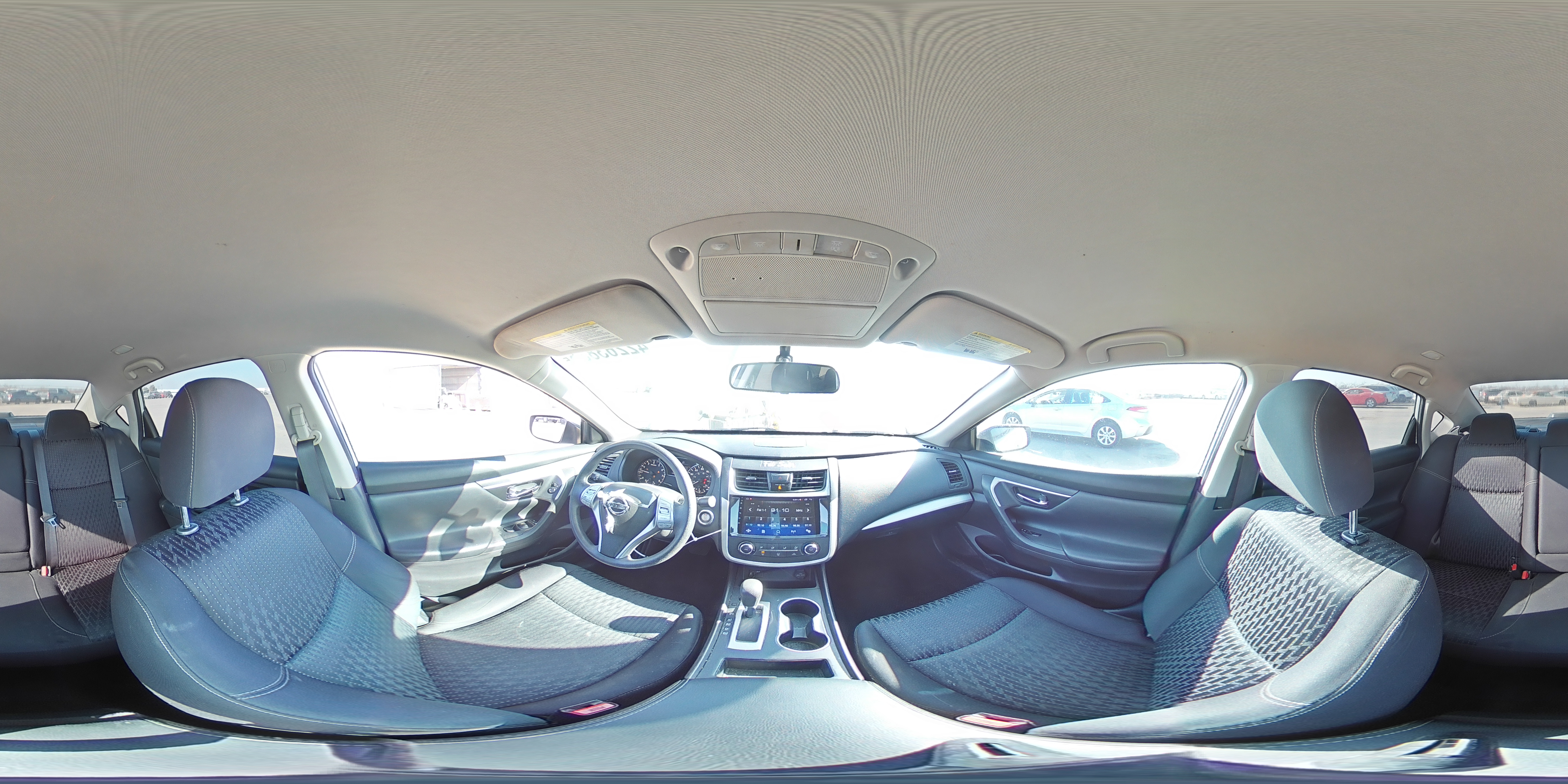 2016 Nissan Altima - Image 12