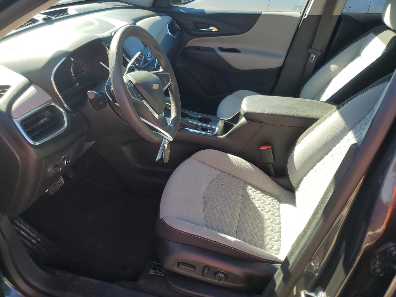 2022 Chevrolet Equinox - Image 7