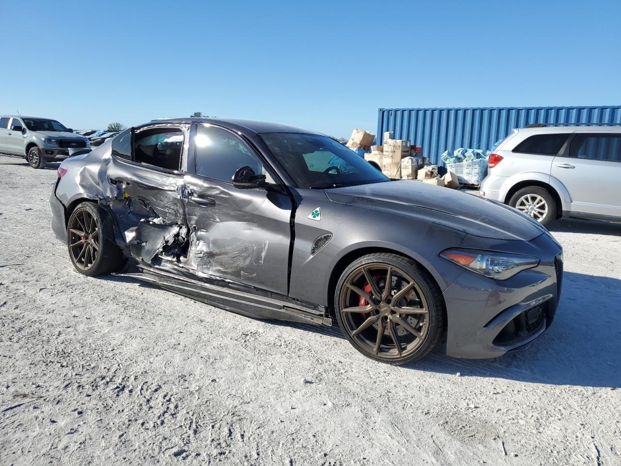 2019 Alfa Romeo Giulia - Image 4