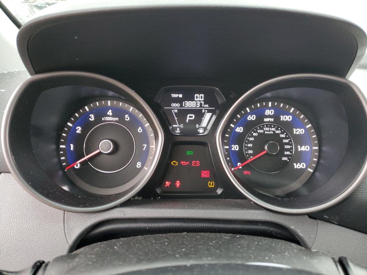 2013 Hyundai Elantra - Image 9