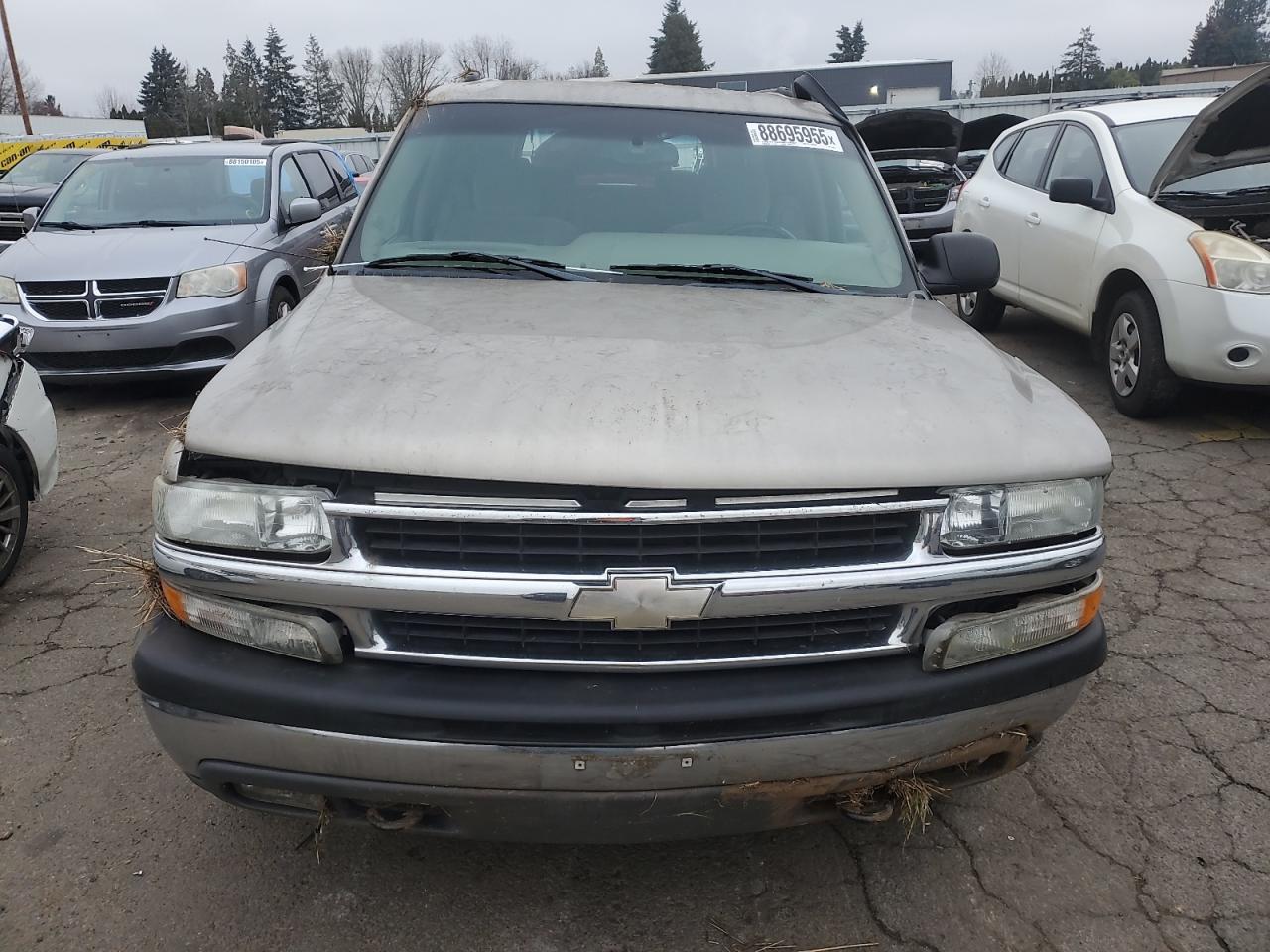 2003 Chevrolet Suburban - Image 5