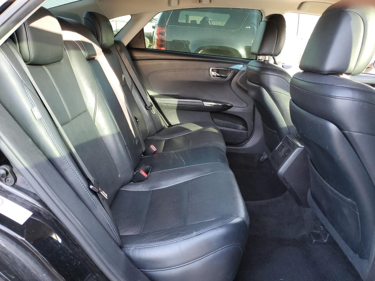 2015 Toyota Avalon - Image 10