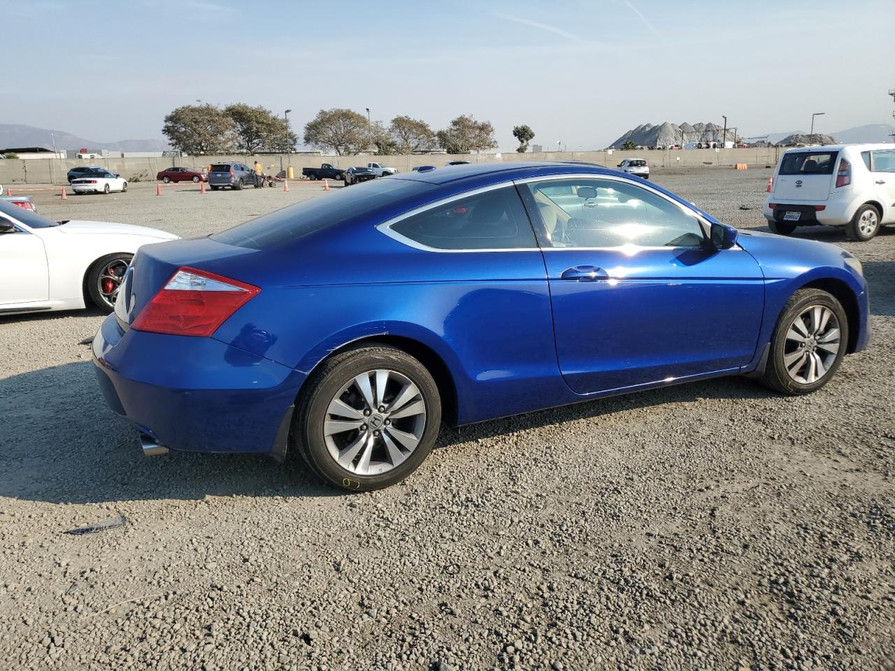 2010 Honda Accord - Image 3