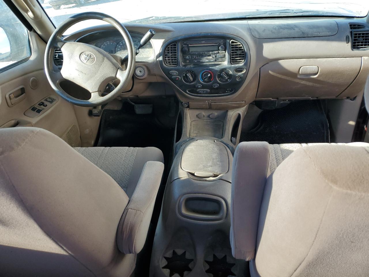 2004 Toyota Tundra - Image 8