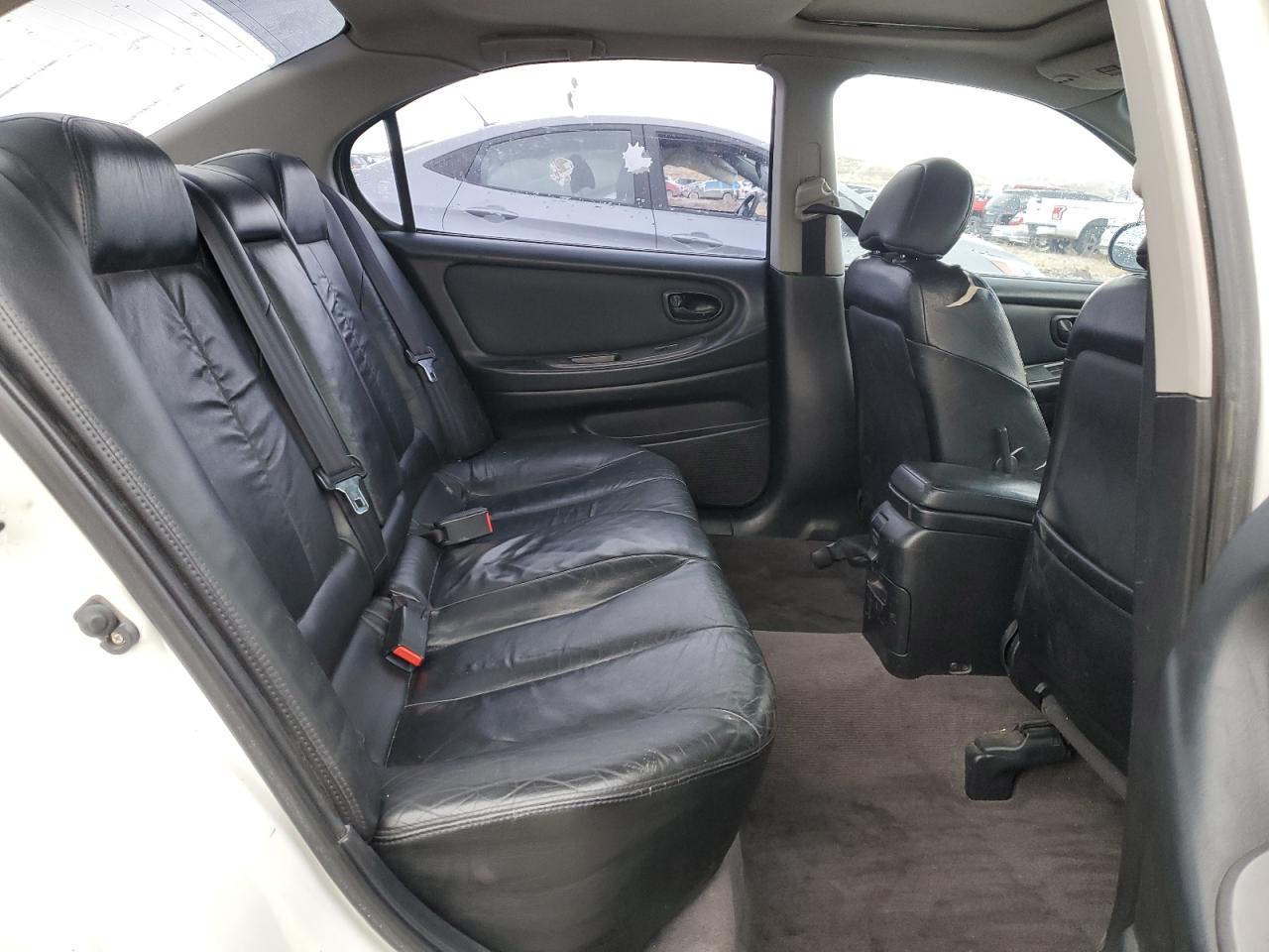 2001 Nissan Maxima Gxe VIN: JN1CA31D11T815727 Lot: 41459175