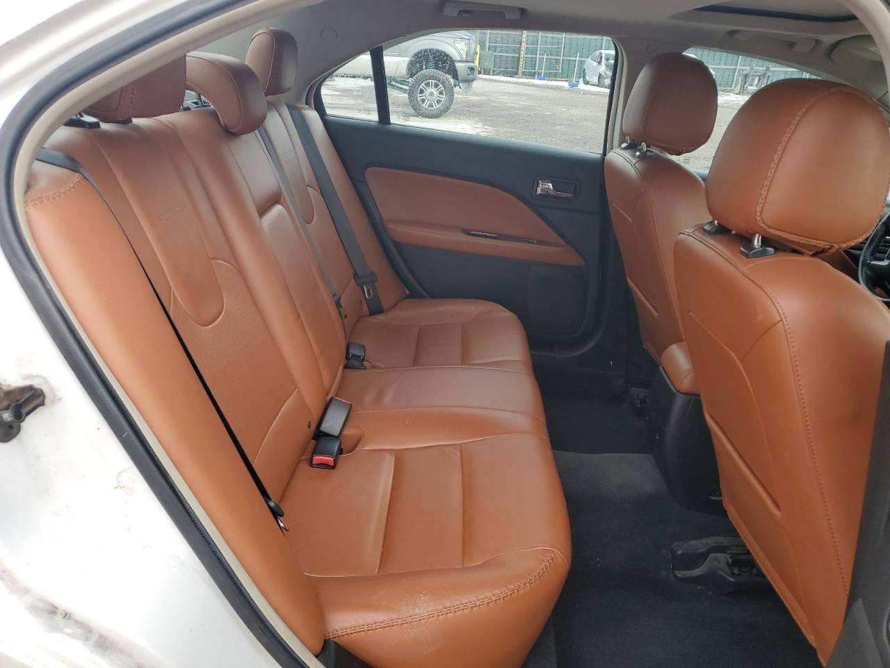 2012 Ford Fusion - Image 10