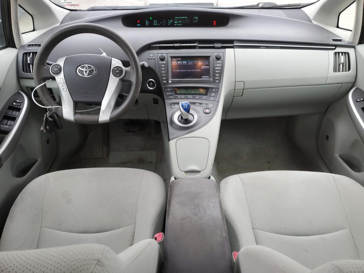 2010 Toyota Prius - Image 8