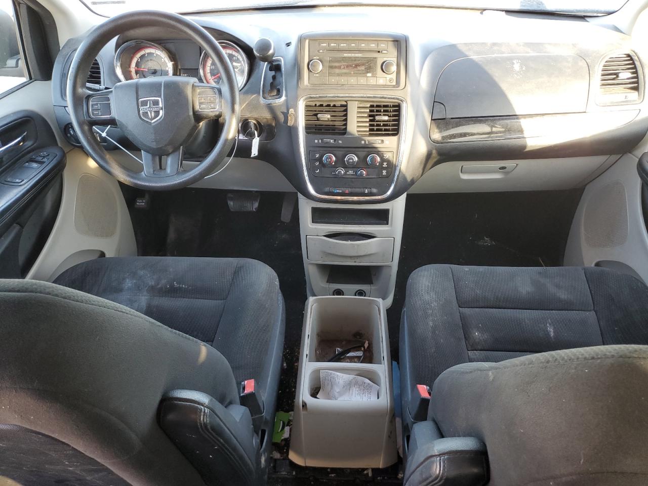 2016 Dodge Caravan - Image 8