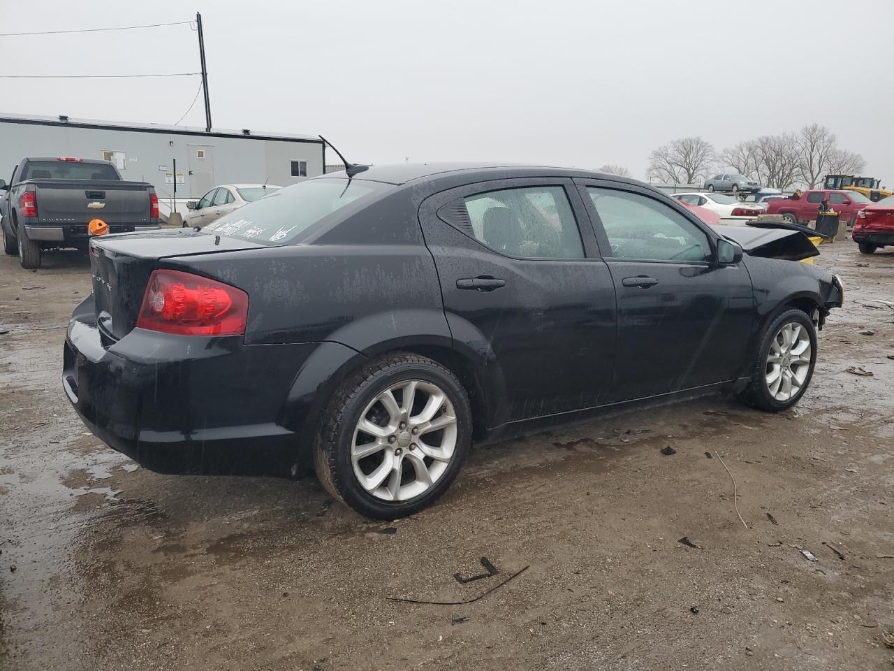 2013 Dodge Avenger - Image 3