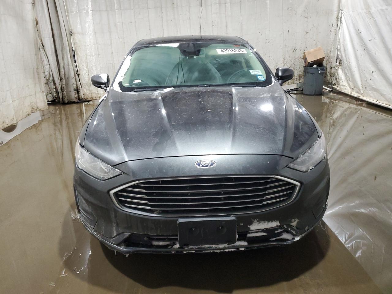 2019 Ford Fusion - Image 5