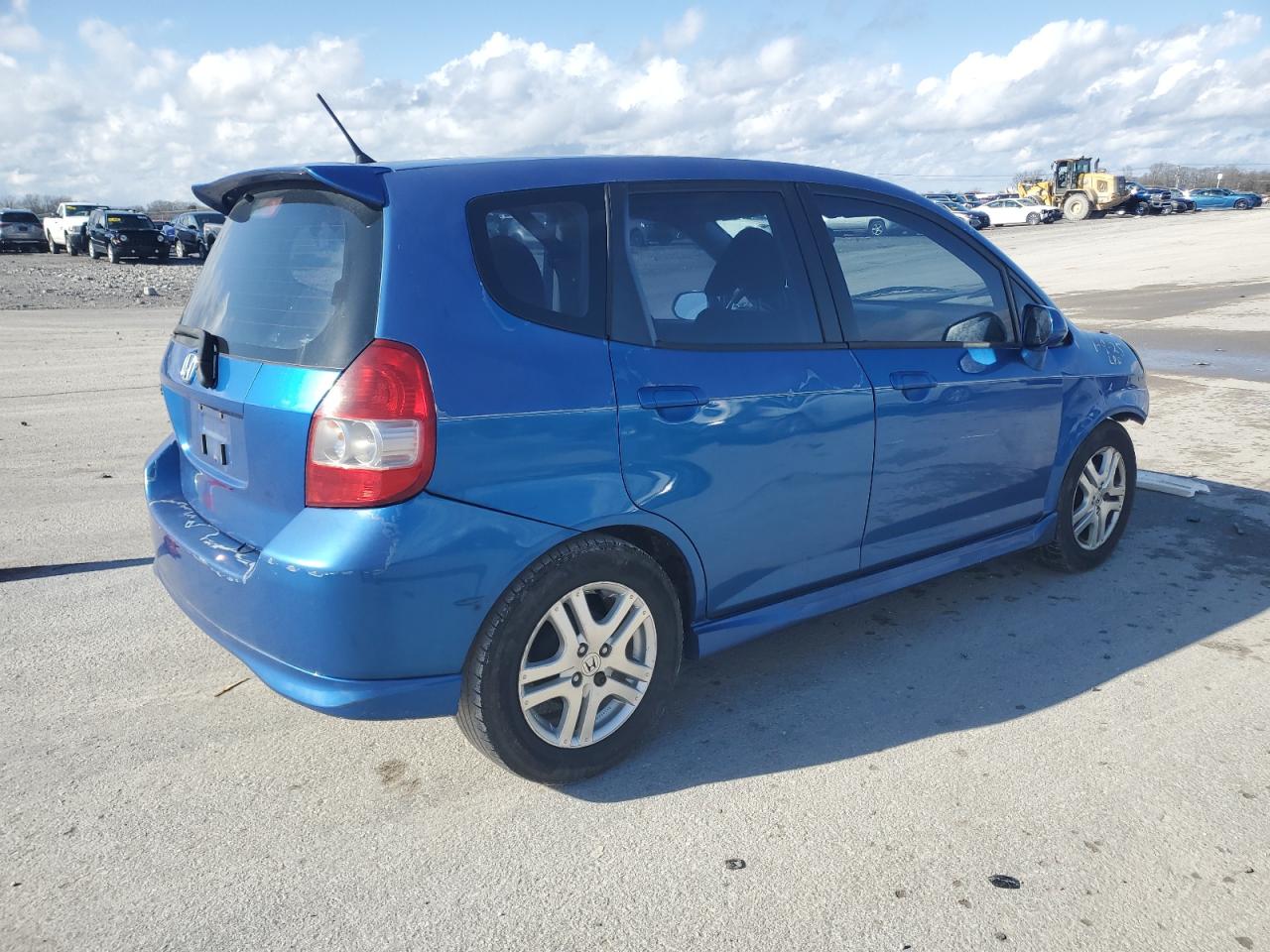 2007 Honda Fit - Image 3