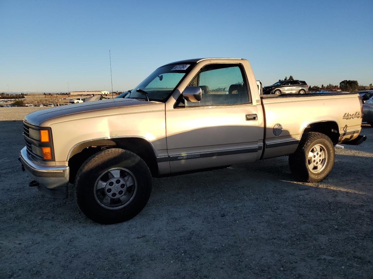 1993 Chevrolet GMT-400 - Image 1
