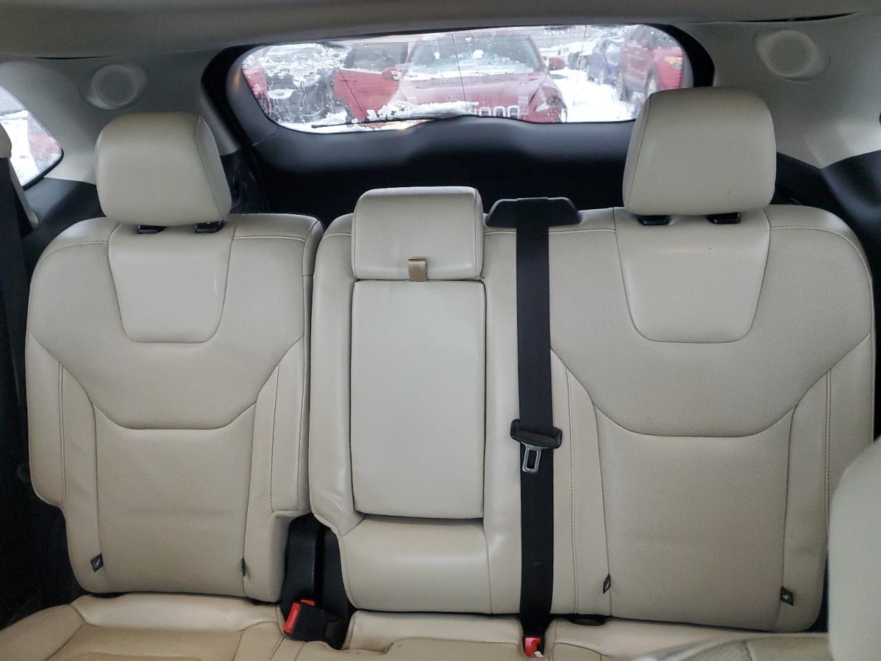 2019 Ford Edge - Image 10
