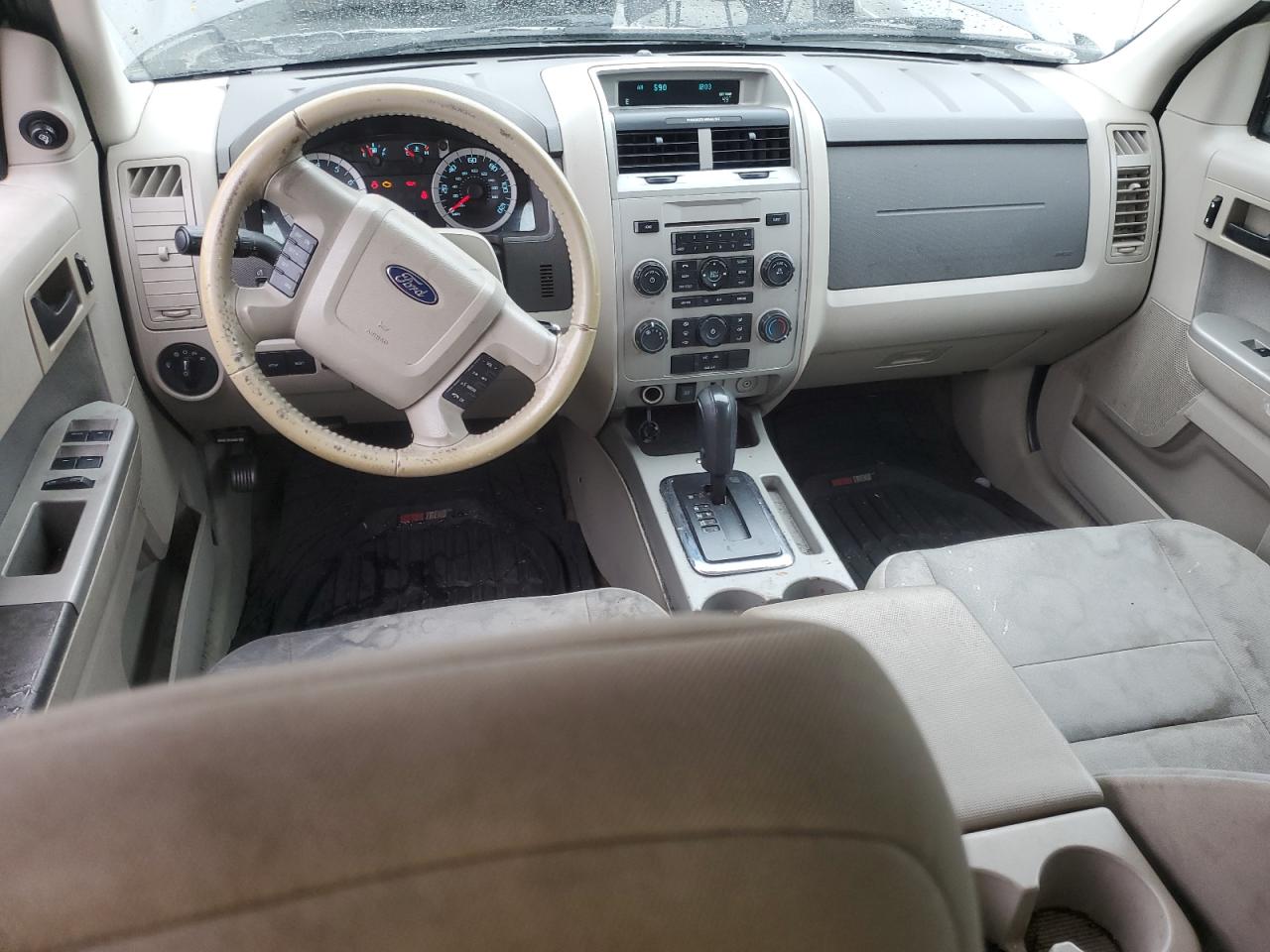 2011 Ford Escape - Image 8