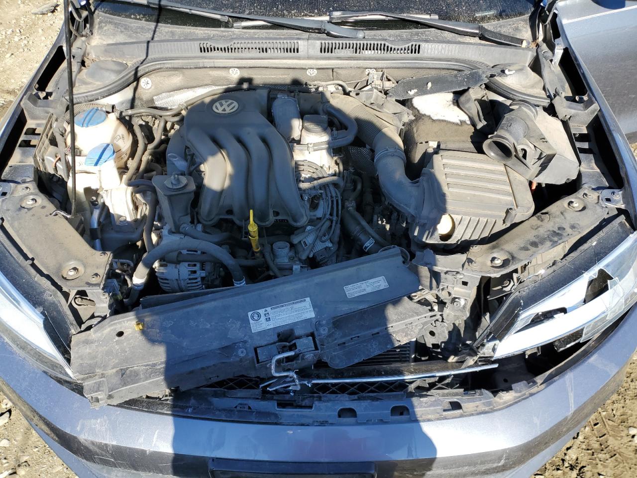 2015 Volkswagen Jetta - Image 11