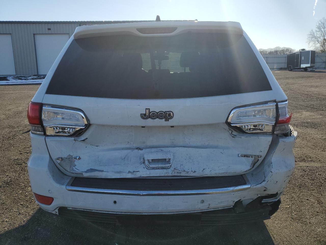 2015 Jeep Grand Cherokee - Image 6
