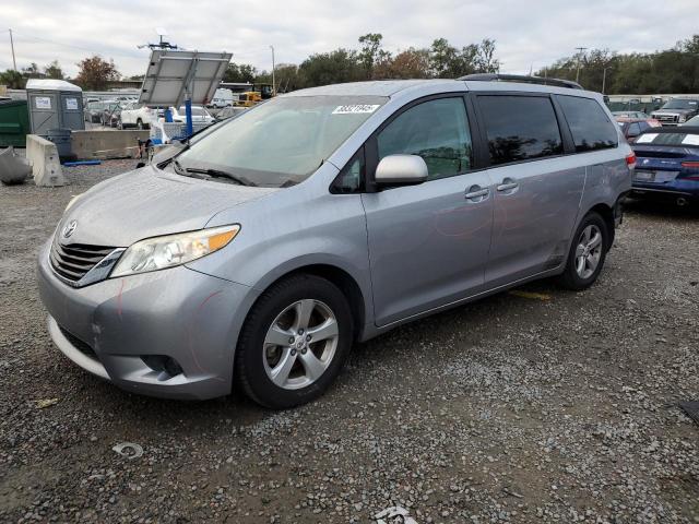 2012 Toyota Sienna Le