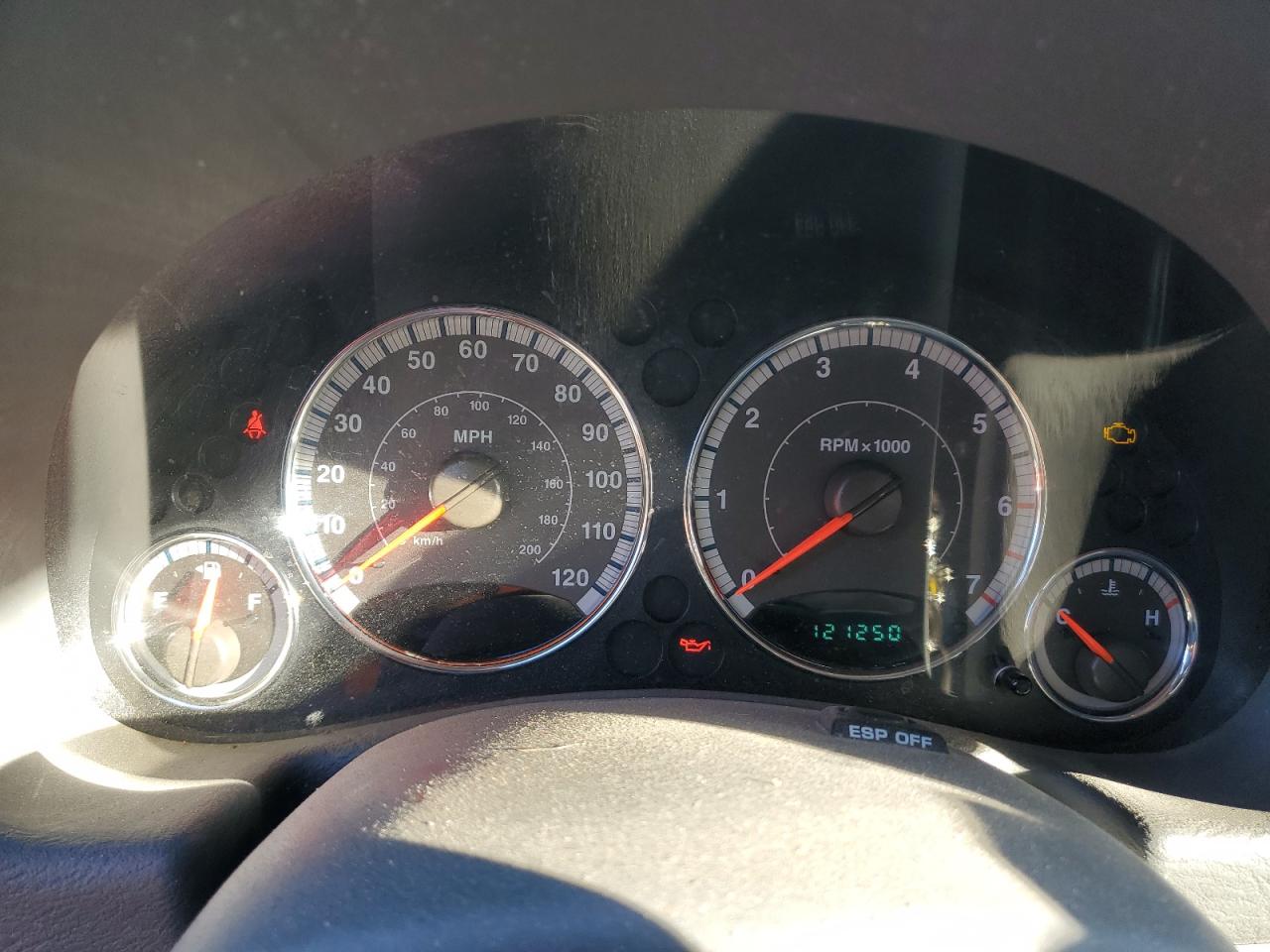 2006 Jeep Liberty (North America) - Image 9