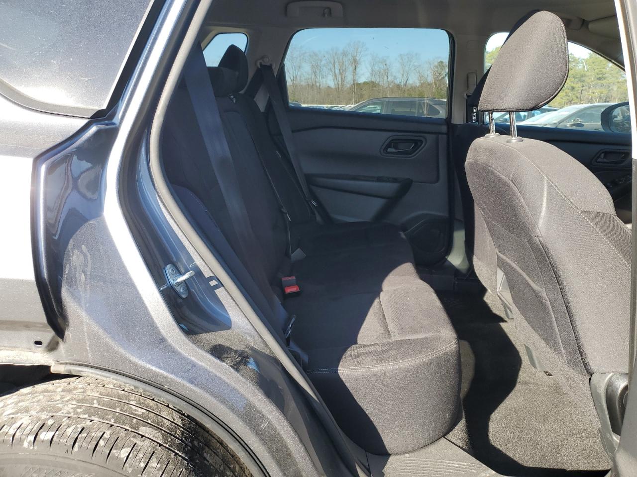 2024 Nissan Rogue - Image 11