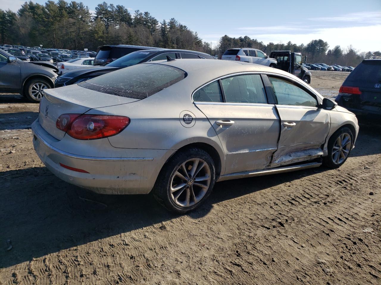 2009 Volkswagen Passat CC - Image 3