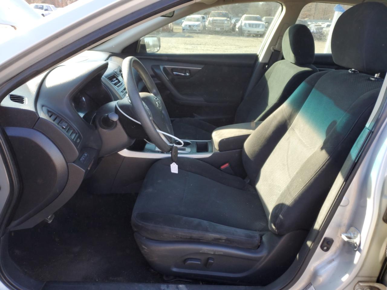 2015 Nissan Altima - Image 7