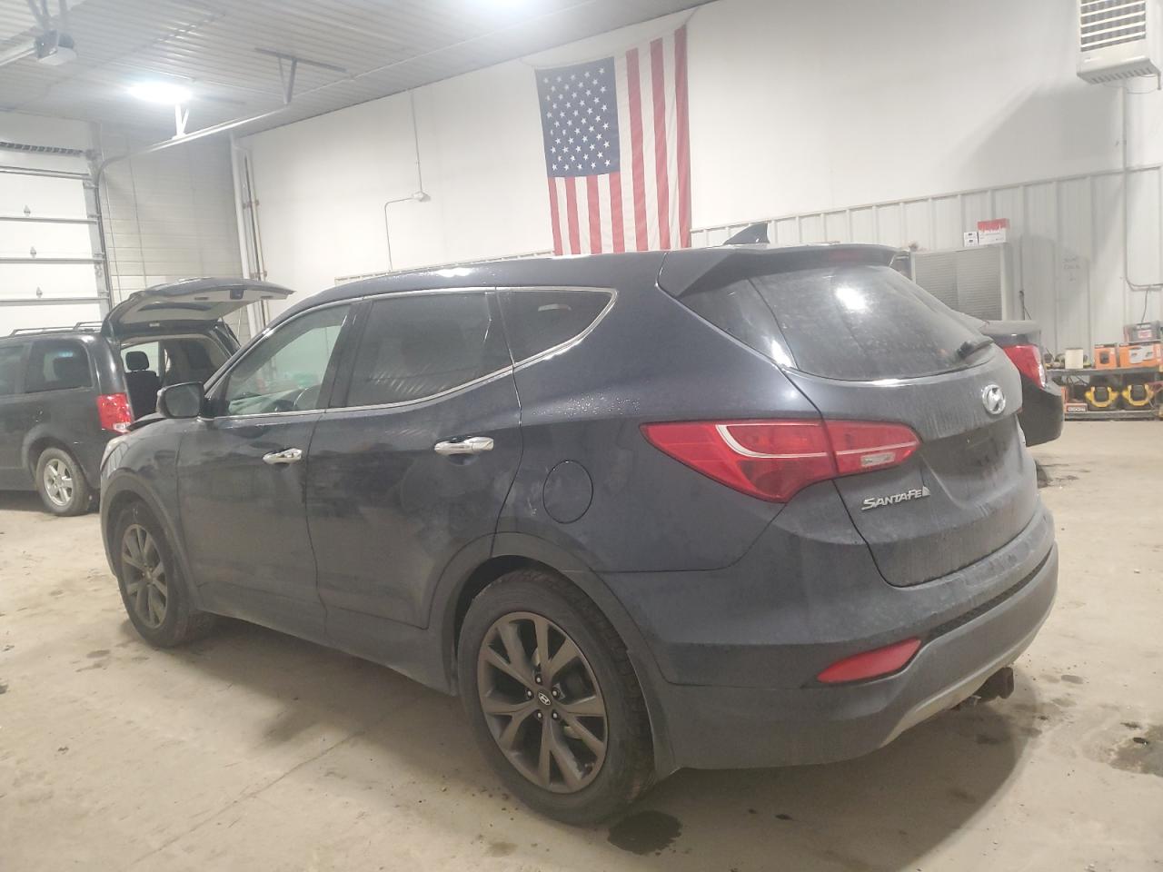 2013 Hyundai Santa Fe - Image 2