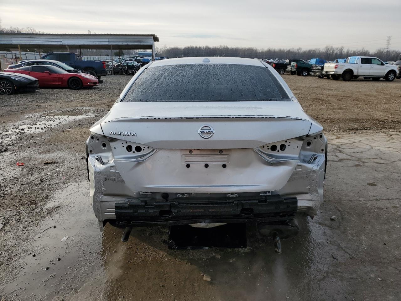 2019 Nissan Altima - Image 6