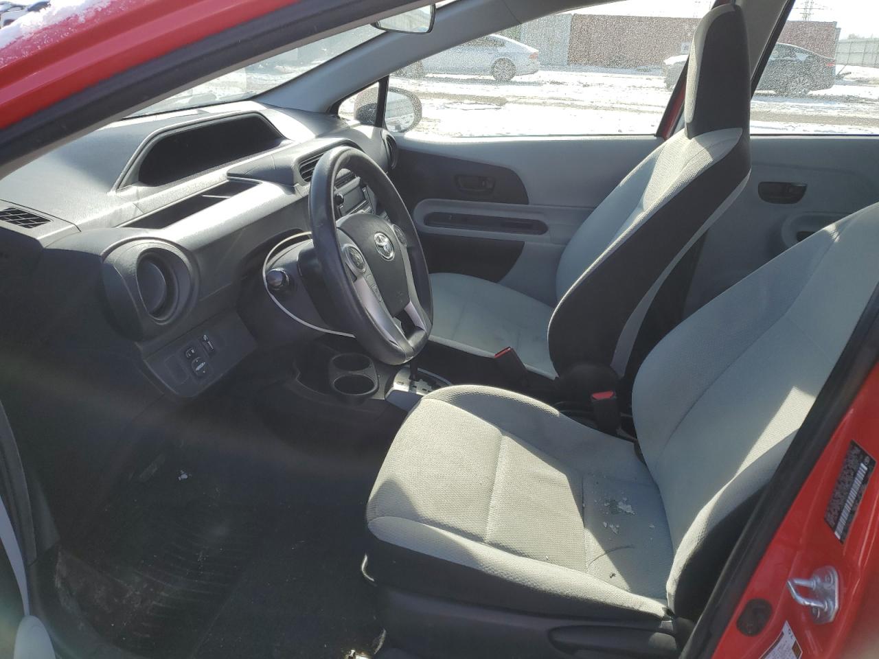 2014 Toyota Prius - Image 7