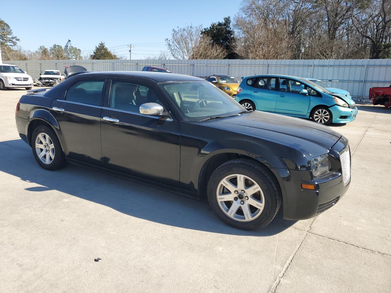 2007 Chrysler 300 - Image 4