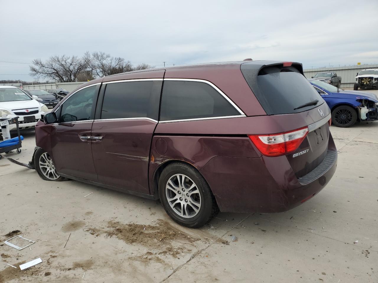 2013 Honda Odyssey - Image 2