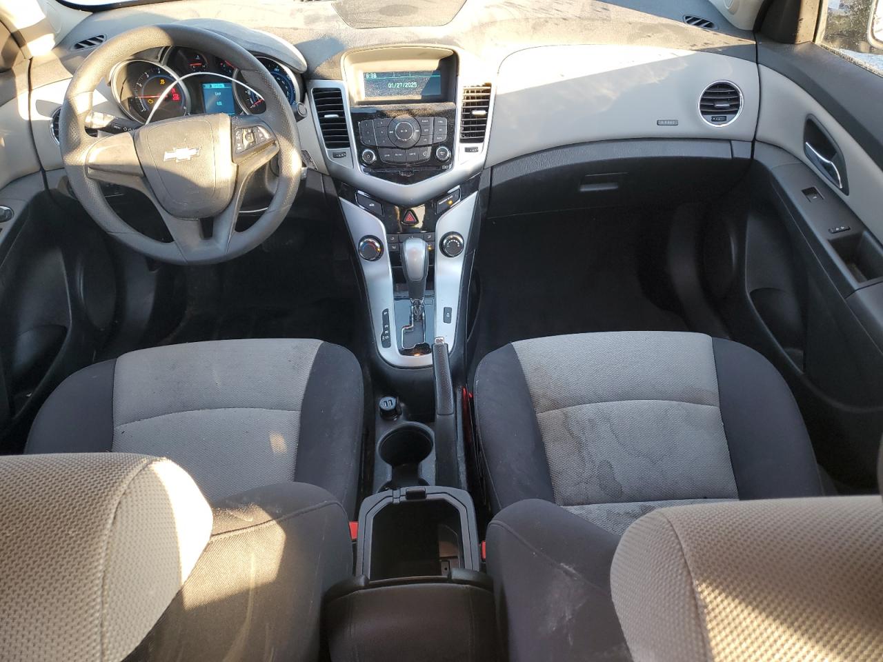 2015 Chevrolet Cruze - Image 8