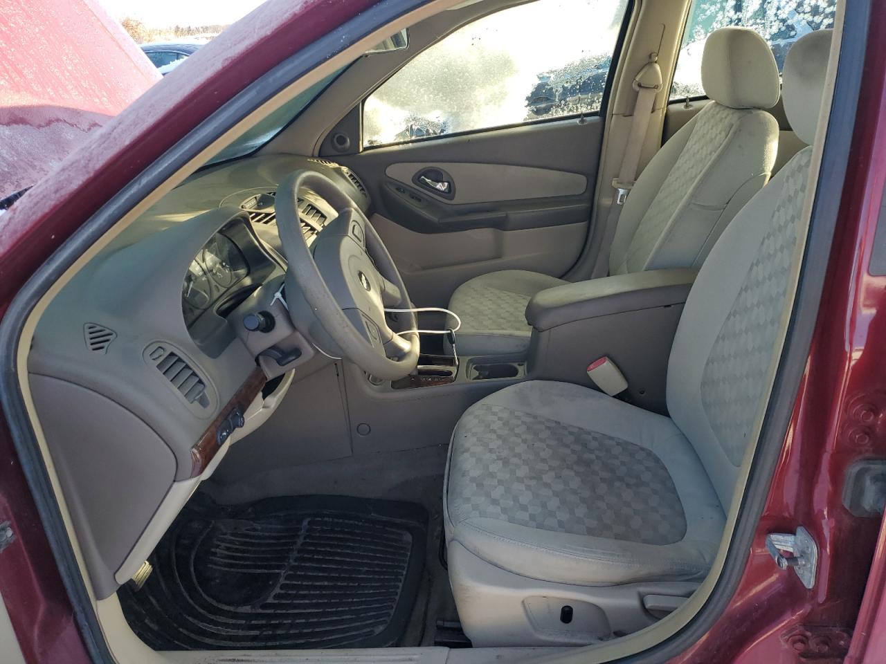 2005 Chevrolet Malibu - Image 7