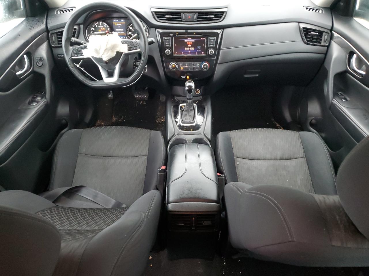 2018 Nissan Rogue - Image 8