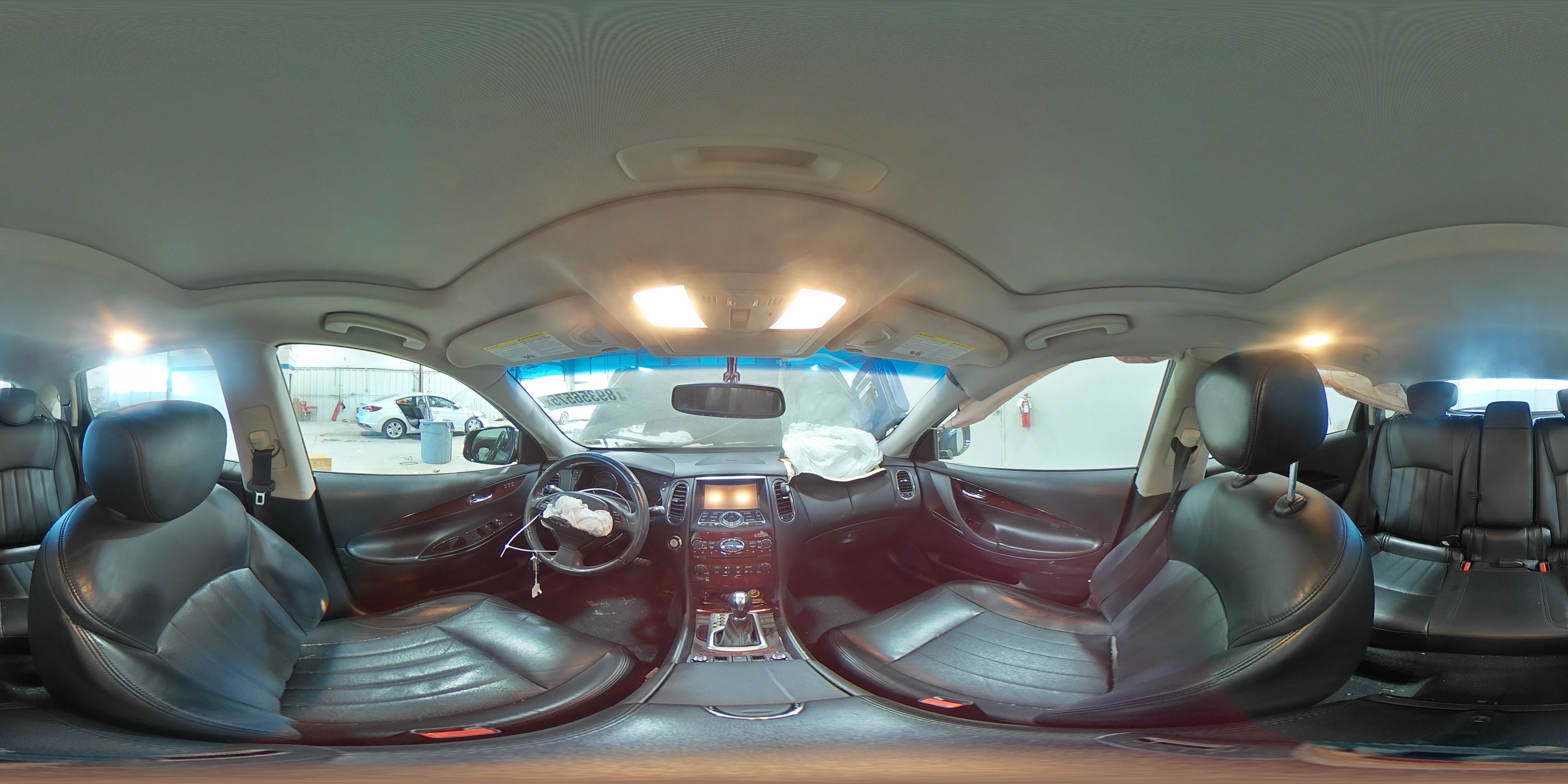 2016 Infiniti QX50 - Image 14