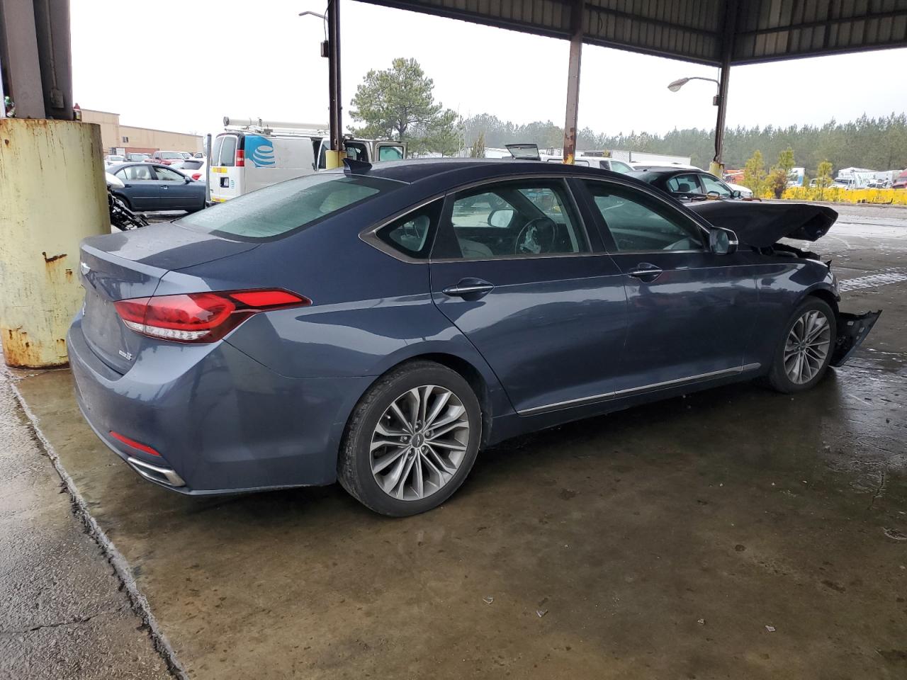 2015 Hyundai Genesis - Image 3