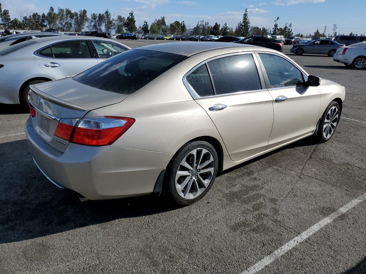 VIN 1HGCR2F57DA233425 2013 HONDA ACCORD no.3