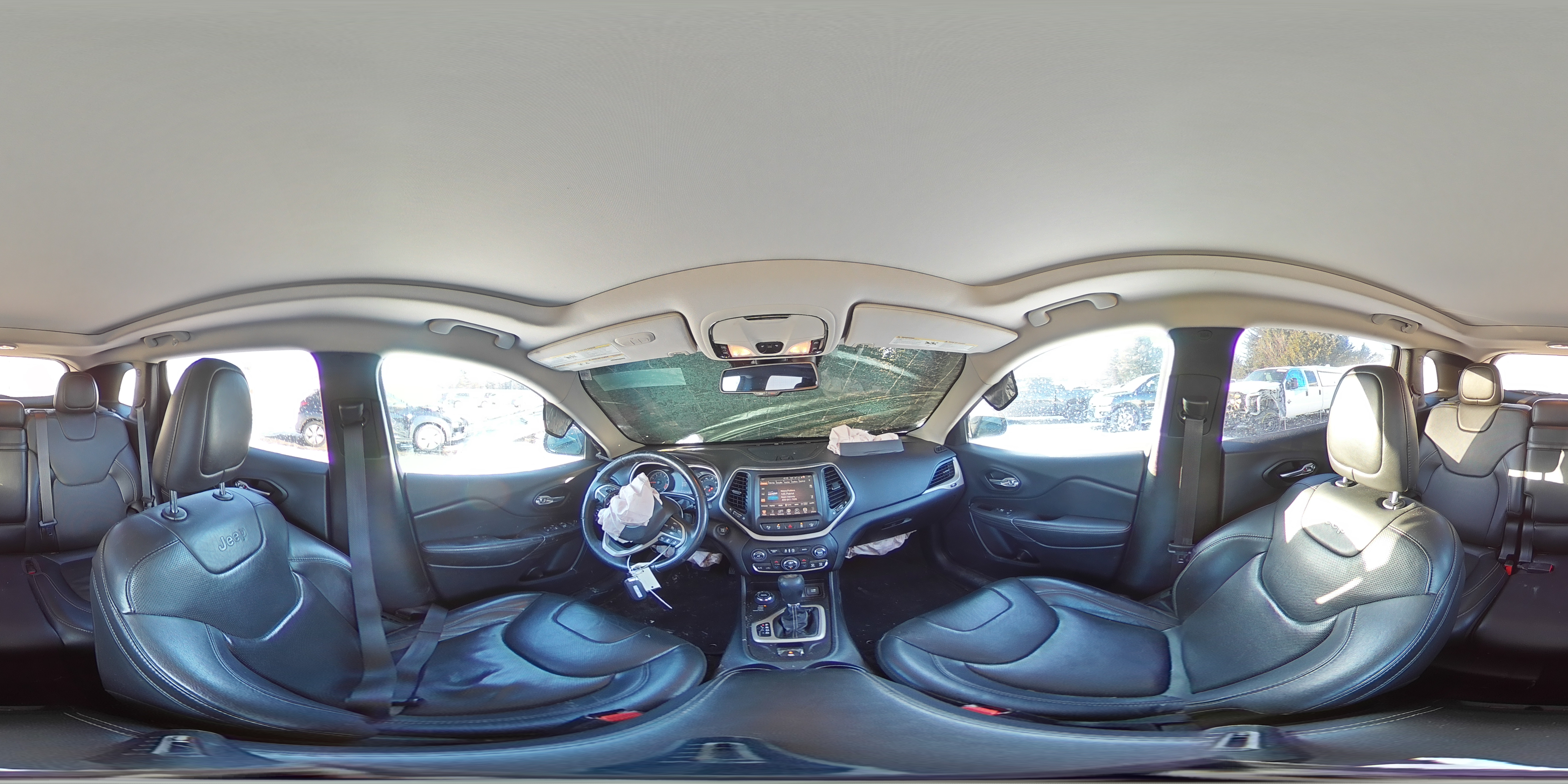 2015 Jeep Grand Cherokee - Image 13
