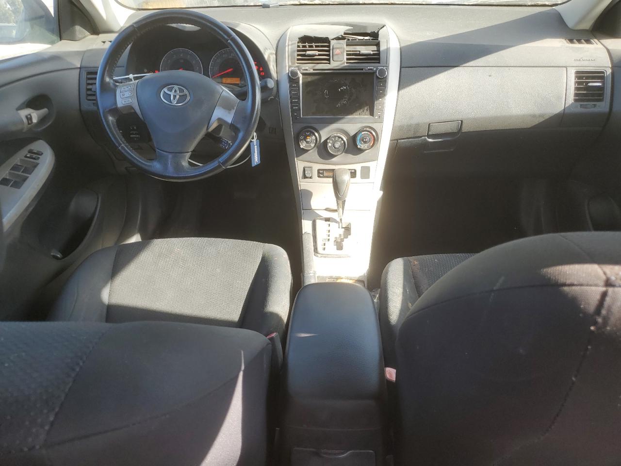 2010 Toyota Corolla - Image 8
