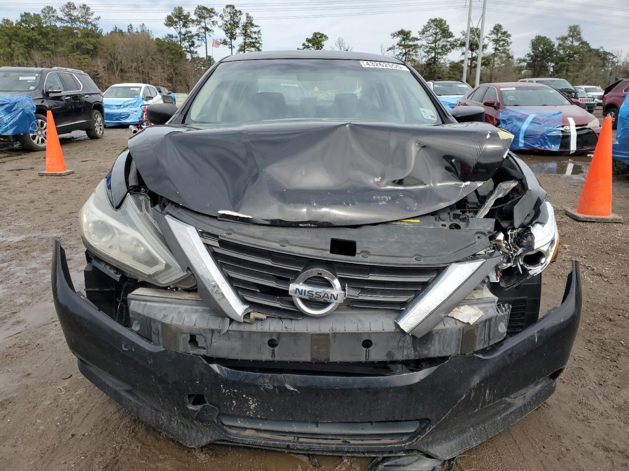 2016 Nissan Altima - Image 5