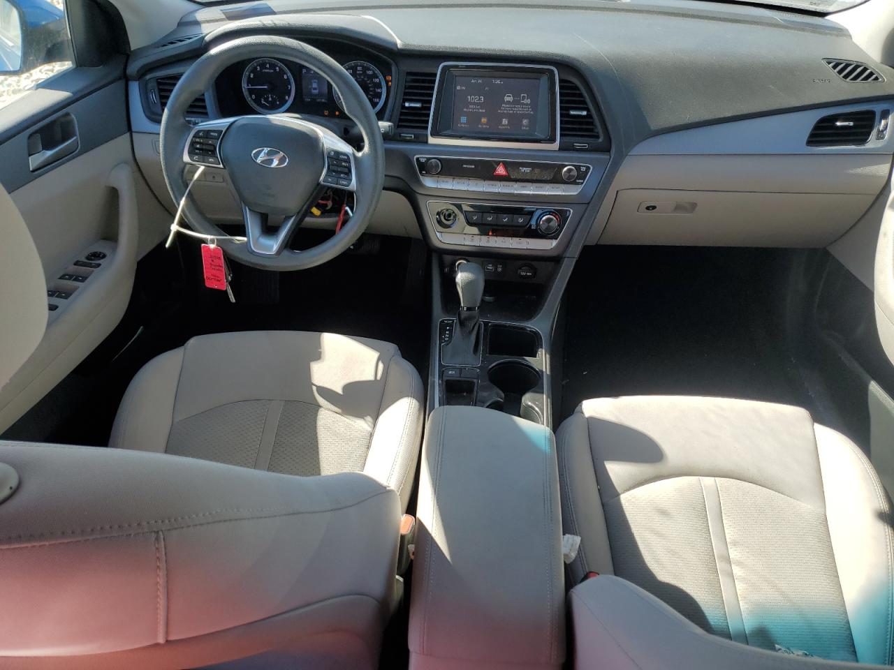 2018 Hyundai Sonata - Image 8