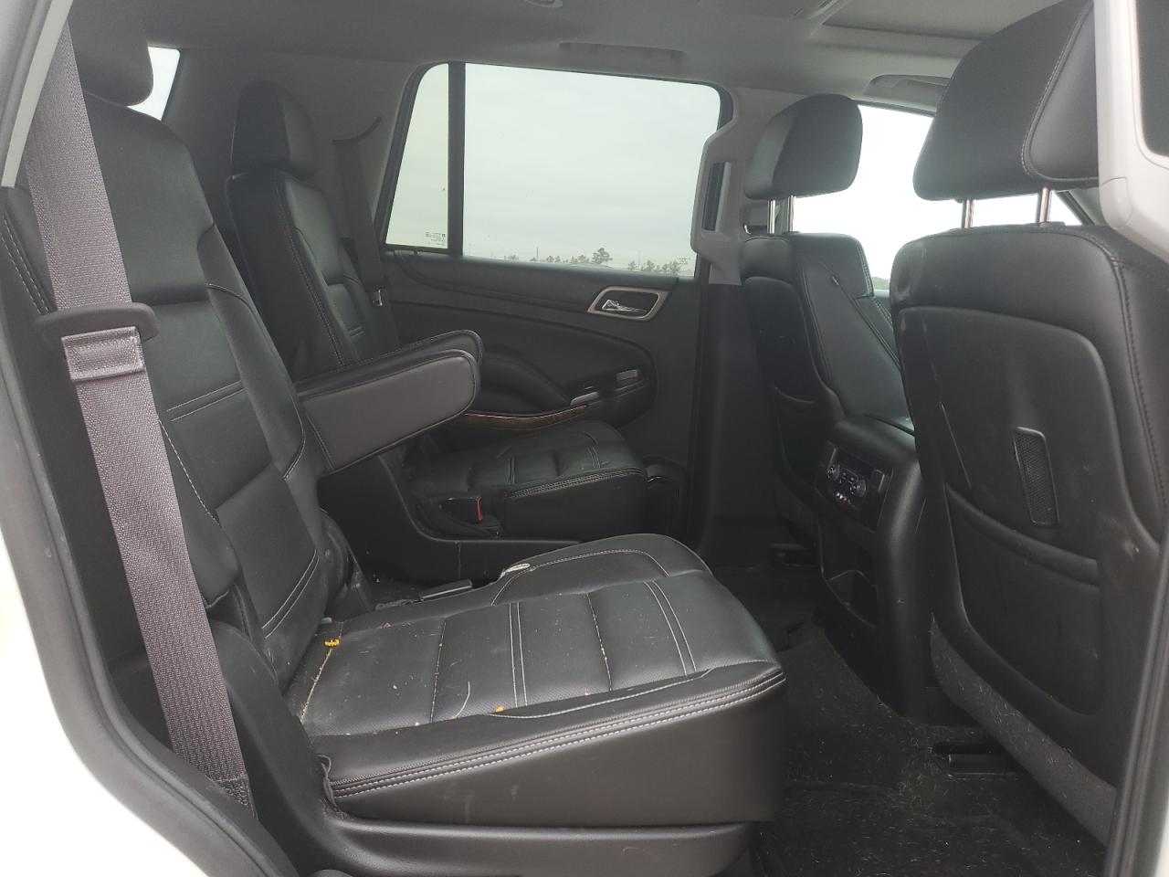 2015 GMC Yukon - Image 11