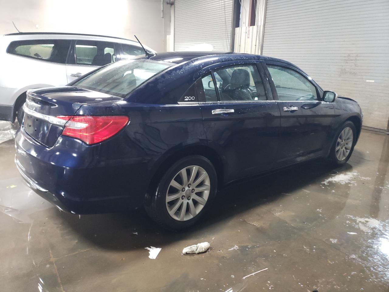 2014 Chrysler 200 - Image 3